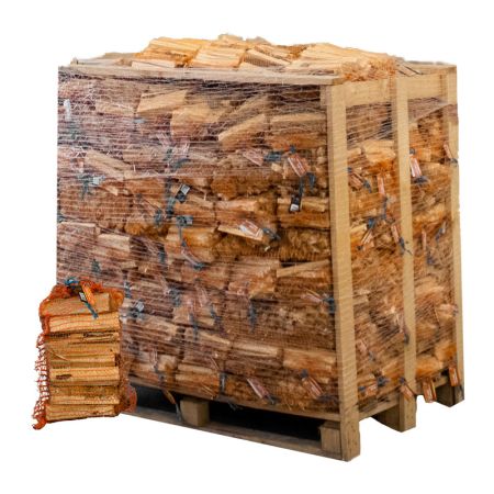 Palette Giant Flames Anzündholz 96 Netzsäcke x 12.5L (1200L)